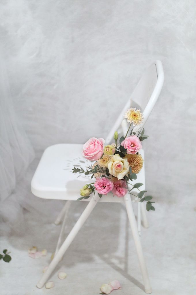 Floral Photoshoot (chair) by Jesblossom House Of Flower - 001 Floral Photoshoot (chair) by Jesblossom House Of Flower - 001