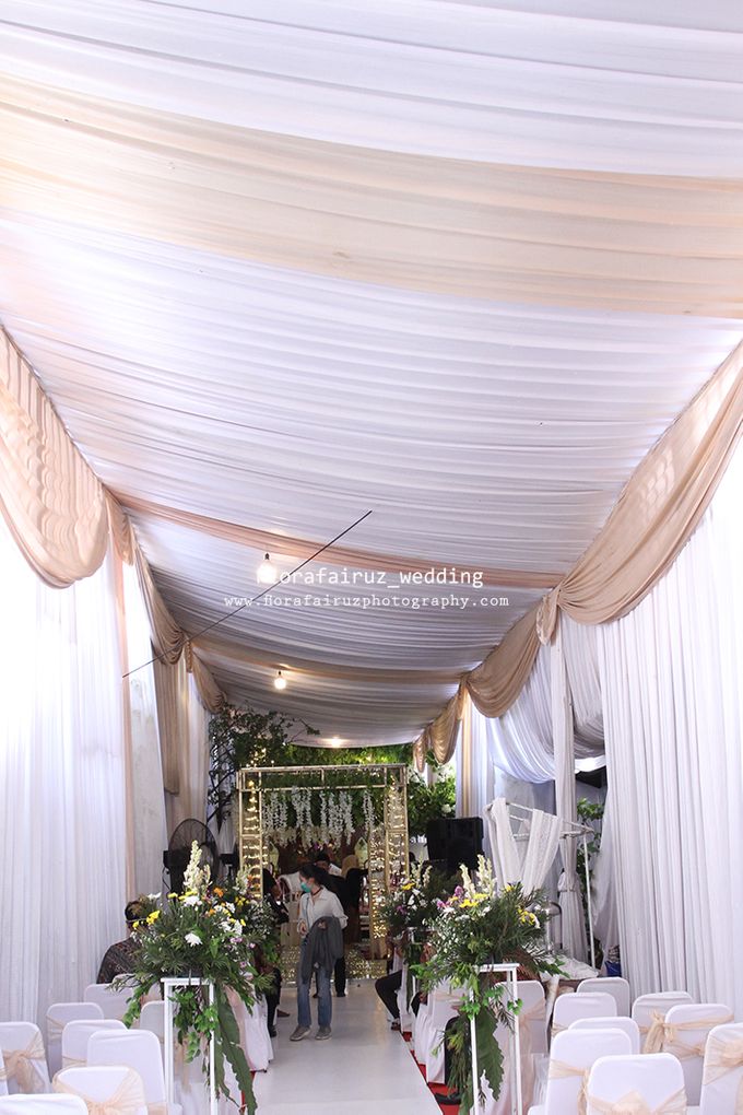 Dekorasi Wedding By Fiorafairuz_wedding by Fiora Fairuz Wedding (Faiqa Decoration) - 006 Dekorasi Wedding By Fiorafairuz_wedding by Fiora Fairuz Wedding (Faiqa Decoration) - 006