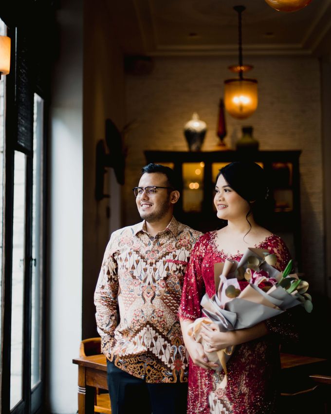 The Engagement of Dila & Rizky by Kaara Bride by Mutiara Meddyan - 004