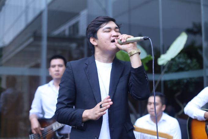 Accoustic Day on Adit & Fina's Wedding by Jadi Musik Project - 009 Accoustic Day on Adit & Fina's Wedding by Jadi Musik Project - 009