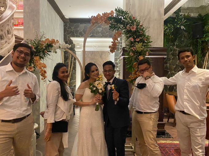 Holy Matrimony and International Wedding of Christin & Adit by G wedding organizer - 004 Holy Matrimony and International Wedding of Christin & Adit by G wedding organizer - 004