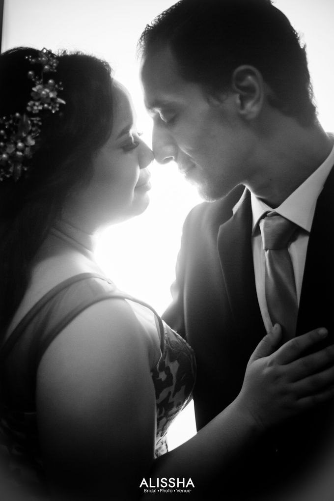 Prewedding of Erni-Salah at Alissha by Alissha Bride - 002 Prewedding of Erni-Salah at Alissha by Alissha Bride - 002