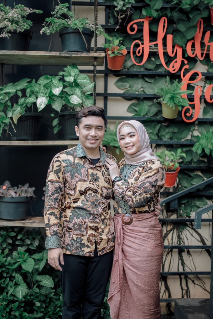 ENGAGEMENT MOMENT - FIDELIA & FAJAR by Esper Photography - 003