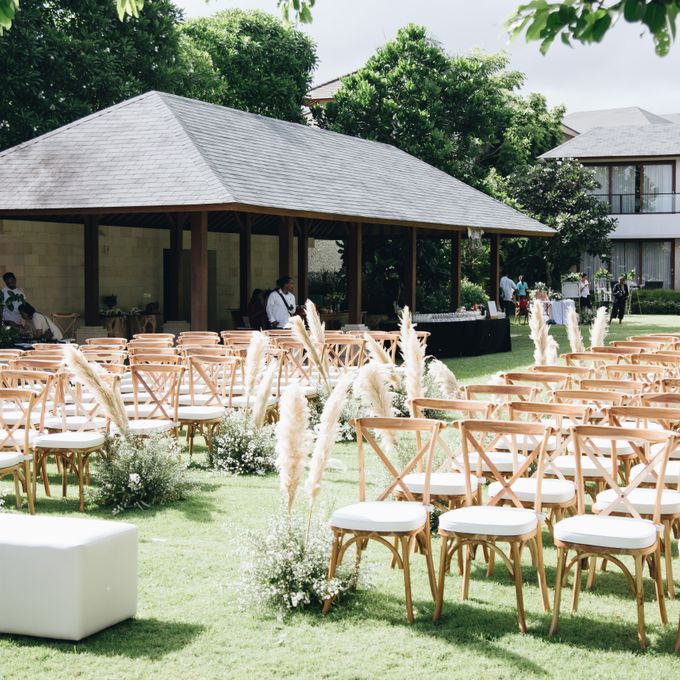 Paskal & Vivin Wedding by Glow Wedding & Event Planner - 016 Paskal & Vivin Wedding by Glow Wedding & Event Planner - 016