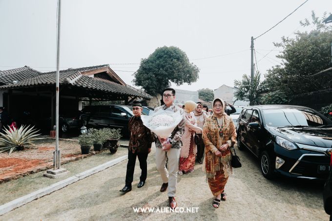 The Engagement of Andari & Fatahillah by alienco photography - 022 The Engagement of Andari & Fatahillah by alienco photography - 022