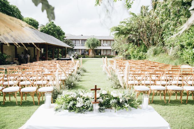 Paskal & Vivin Wedding by Glow Wedding & Event Planner - 017 Paskal & Vivin Wedding by Glow Wedding & Event Planner - 017