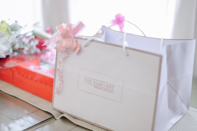 ENGAGEMENT MOMENT - FIDELIA & FAJAR by Esper Photography - 002 ENGAGEMENT MOMENT - FIDELIA & FAJAR by Esper Photography - 002