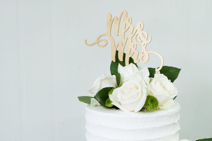 Two Tiered All White Buttercream by KAIA Cakes & Co. - 004 Two Tiered All White Buttercream by KAIA Cakes & Co. - 004