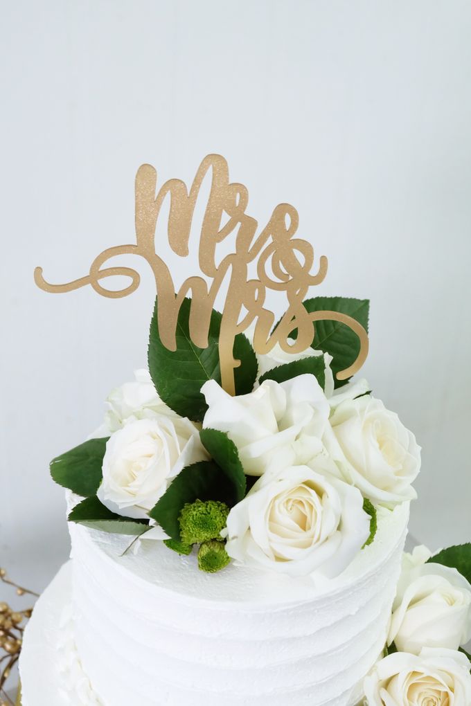 Two Tiered All White Buttercream by KAIA Cakes & Co. - 002 Two Tiered All White Buttercream by KAIA Cakes & Co. - 002