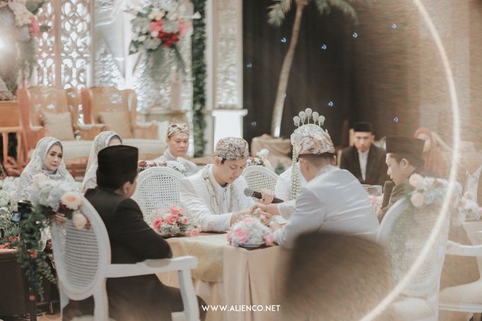 THE WEDDING OF ANGGI & iNDRA by alienco photography - 016