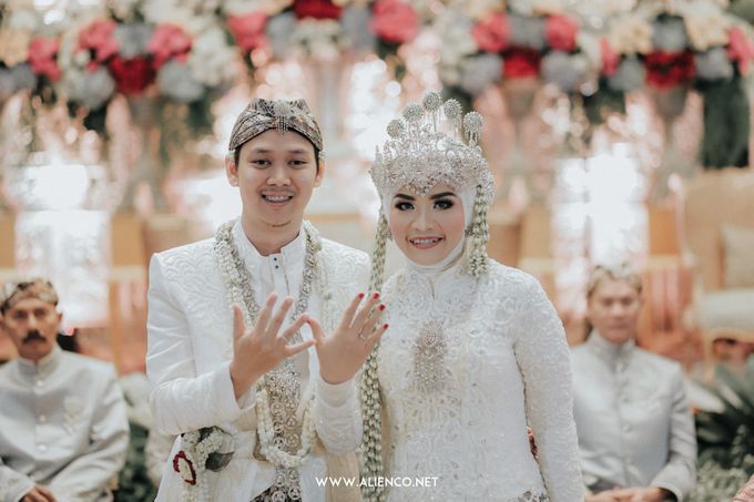 THE WEDDING OF ANGGI & iNDRA by alienco photography - 020