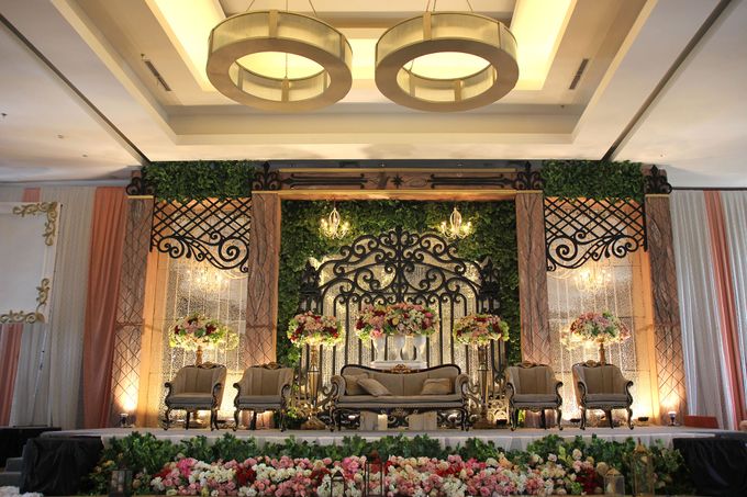The Wedding of Biondi & Sinta by The Vida Ballroom - 005 The Wedding of Biondi & Sinta by The Vida Ballroom - 005