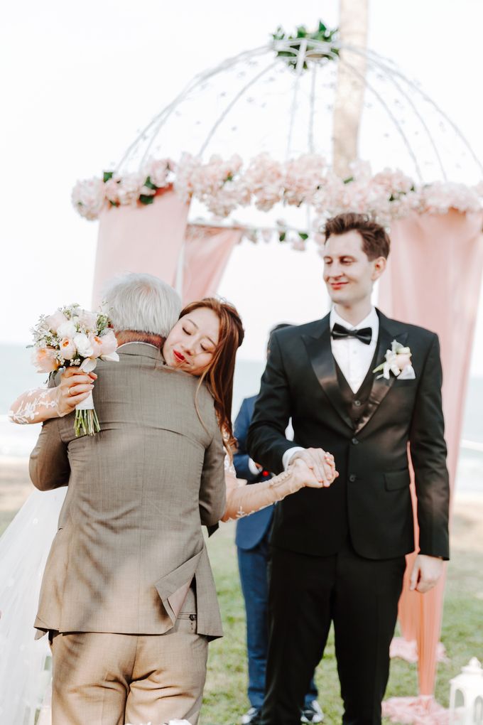 Club Med Cherating Beach wedding | Katelyn & Luca by JOHN HO PHOTOGRAPHY - 041 Club Med Cherating Beach wedding | Katelyn & Luca by JOHN HO PHOTOGRAPHY - 041