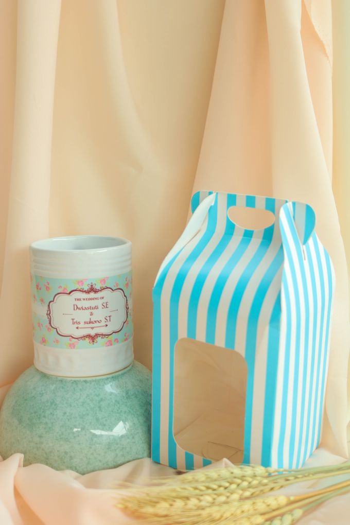Mug Beer Mini + Box warna by Mug-App Wedding Souvenir - 001 Mug Beer Mini + Box warna by Mug-App Wedding Souvenir - 001