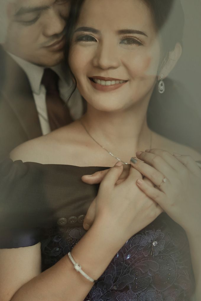 Studio Prewedding - Ana & Ezral by Willie William Photography - 001