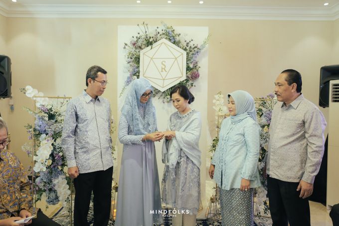 STEFANIE & RADIT - ENGAGEMENT CEREMONY by The Bloomingbuds - 003 STEFANIE & RADIT - ENGAGEMENT CEREMONY by The Bloomingbuds - 003