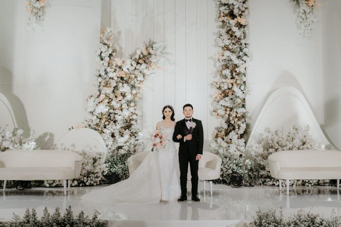 Indra & Selva Wedding Decoration at Hilton by Everglow Pagar Ayu - 003 Indra & Selva Wedding Decoration at Hilton by Everglow Pagar Ayu - 003