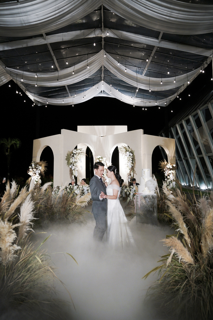 The Wedding of Kelly & Mellania by InterContinental Bandung Dago Pakar - 006 The Wedding of Kelly & Mellania by InterContinental Bandung Dago Pakar - 006
