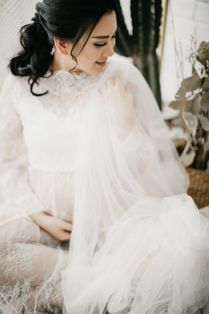 Maternity Shoot of Ira Agustine by Eblouir - 002