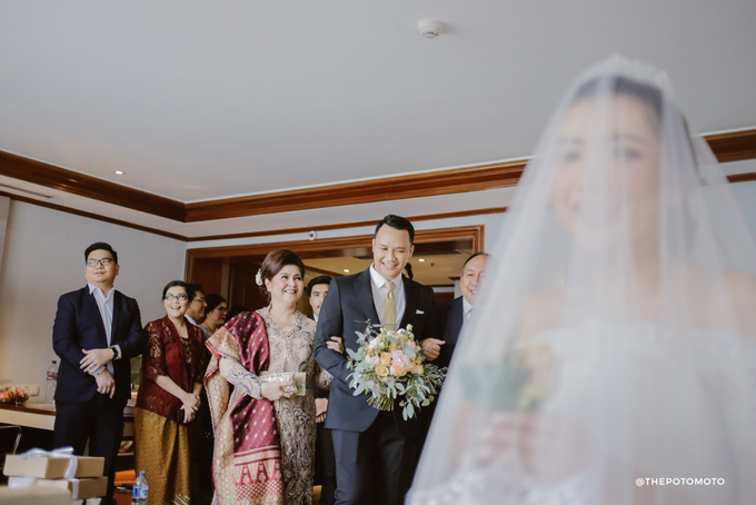 Michael and Maureen Wedding by Thepotomoto Photography - 003 Michael and Maureen Wedding by Thepotomoto Photography - 003