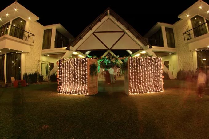 CHRISTIAN & EVITA WEDDING - 12 SEPT 2015 by It's True Wedding Planner and Decoration - 032 CHRISTIAN & EVITA WEDDING - 12 SEPT 2015 by It's True Wedding Planner and Decoration - 032