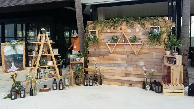 RUSTIC BACKDROP PHOTOBOOTH by It's True Wedding Planner and Decoration - 004 RUSTIC BACKDROP PHOTOBOOTH by It's True Wedding Planner and Decoration - 004