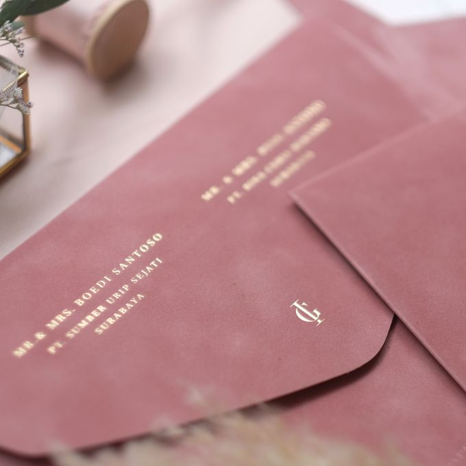 Ivan & Gladys by Paperi & Co. - 003 Ivan & Gladys by Paperi & Co. - 003