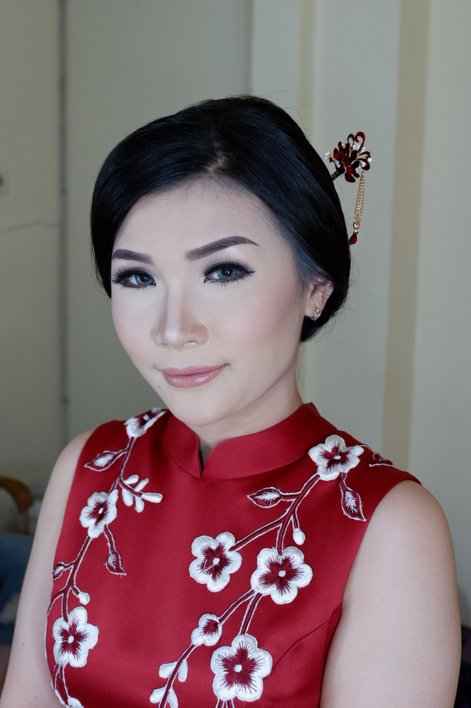 Sangjit Makeup for Ms Sherly  by Ivany Nugraha Make Up - 002