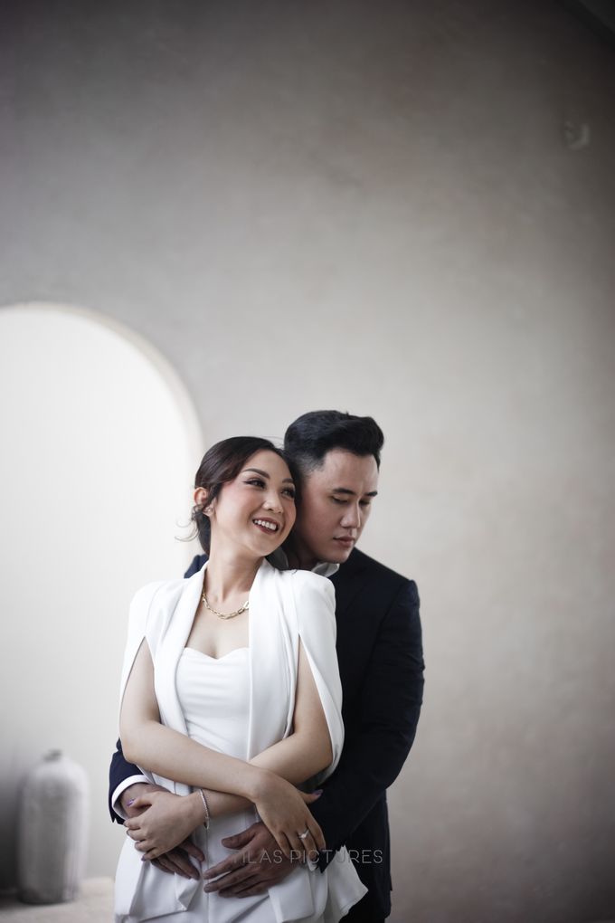 Indoor Couple Session of Novy & William by Tilas Pictures - 013