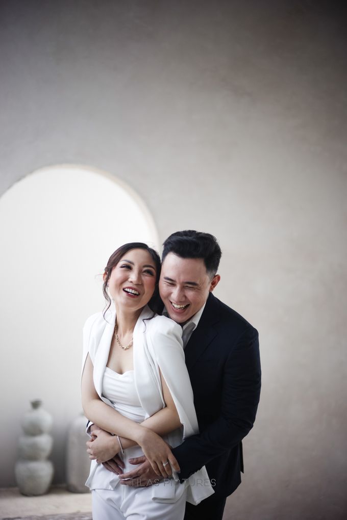 Indoor Couple Session of Novy & William by Tilas Pictures - 014