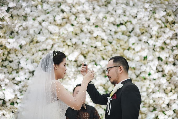 Holy Matrimony IKK Wedding Planner by Menara Mandiri by IKK Wedding - 006 Holy Matrimony IKK Wedding Planner by Menara Mandiri by IKK Wedding - 006
