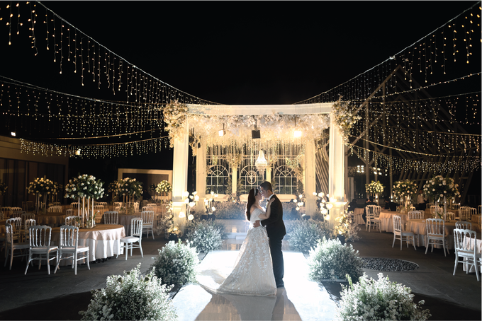 Ivandi & Yessica Wedding Decoration at Intercontinental Diamond by Cynthia Tan - 022