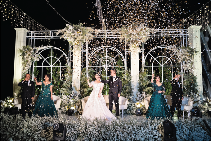 Ivandi & Yessica Wedding Decoration at Intercontinental Diamond by Cynthia Tan - 006