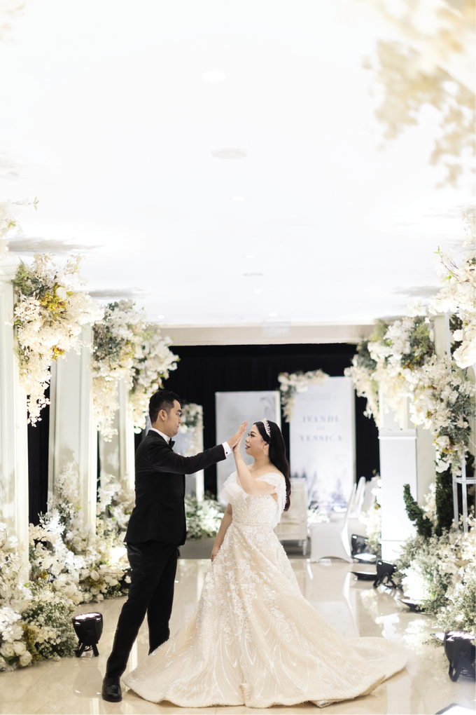 Ivandi & Yessica Wedding Decoration at Intercontinental Diamond by Valentine Wedding Decoration - 049