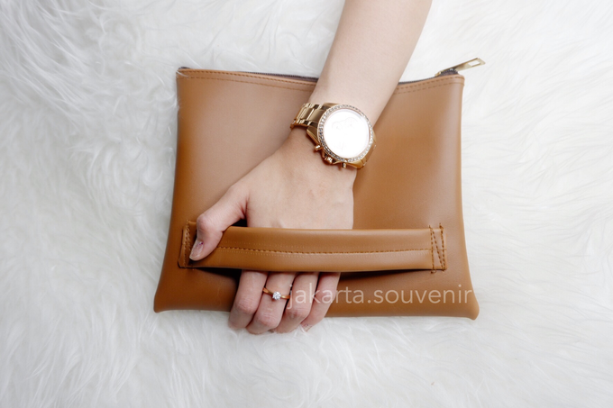 Grabby Clutch 2.0 & Sasha Clutch 2.0 new Release by Jakarta Souvenir - 001 Grabby Clutch 2.0 & Sasha Clutch 2.0 new Release by Jakarta Souvenir - 001