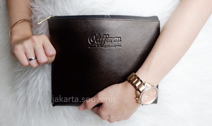 Grabby Clutch 2.0 & Sasha Clutch 2.0 new Release by Jakarta Souvenir - 004 Grabby Clutch 2.0 & Sasha Clutch 2.0 new Release by Jakarta Souvenir - 004