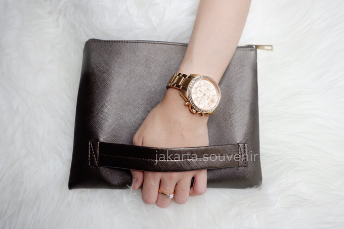 Grabby Clutch 2.0 & Sasha Clutch 2.0 new Release by Jakarta Souvenir - 003 Grabby Clutch 2.0 & Sasha Clutch 2.0 new Release by Jakarta Souvenir - 003