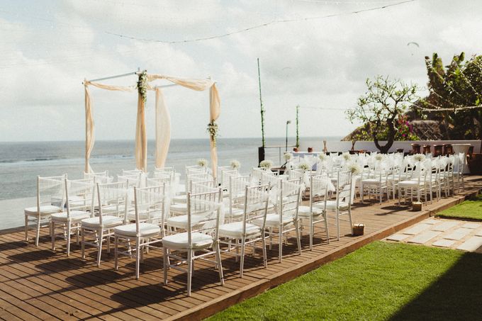 Modern Botanical Wedding of James & Dyah at Villa OMG Bali by PYARA - 007 Modern Botanical Wedding of James & Dyah at Villa OMG Bali by PYARA - 007