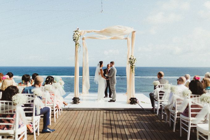 Modern Botanical Wedding of James & Dyah at Villa OMG Bali by PYARA - 014 Modern Botanical Wedding of James & Dyah at Villa OMG Bali by PYARA - 014