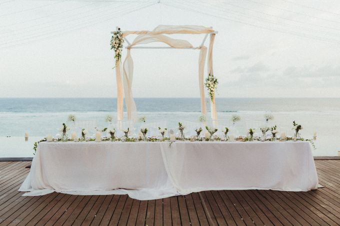 Modern Botanical Wedding of James & Dyah at Villa OMG Bali by PYARA - 034 Modern Botanical Wedding of James & Dyah at Villa OMG Bali by PYARA - 034