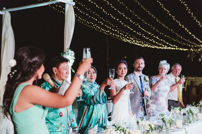 Modern Botanical Wedding of James & Dyah at Villa OMG Bali by PYARA - 019 Modern Botanical Wedding of James & Dyah at Villa OMG Bali by PYARA - 019