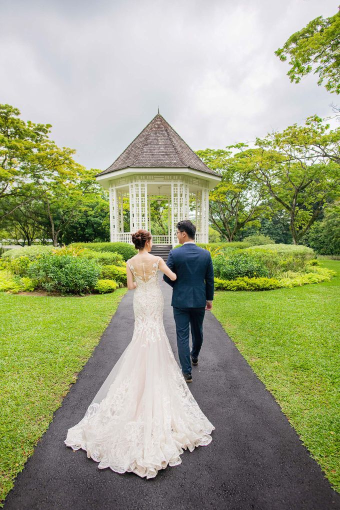 Sheraton Towers Wedding by GrizzyPix Photography - 029