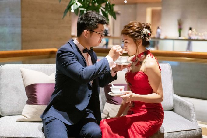 Sheraton Towers Wedding by GrizzyPix Photography - 031