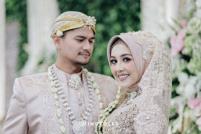 JAVANESE AKAD & RECEPTION OF DHANES & AYU by Menara Mandiri by IKK Wedding - 001