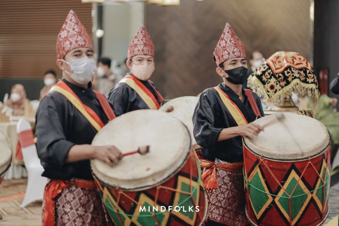 Minang New Normal Wedding of Putri & Augie by Menara Mandiri by IKK Wedding (ex. Plaza Bapindo) - 006 Minang New Normal Wedding of Putri & Augie by Menara Mandiri by IKK Wedding (ex. Plaza Bapindo) - 006