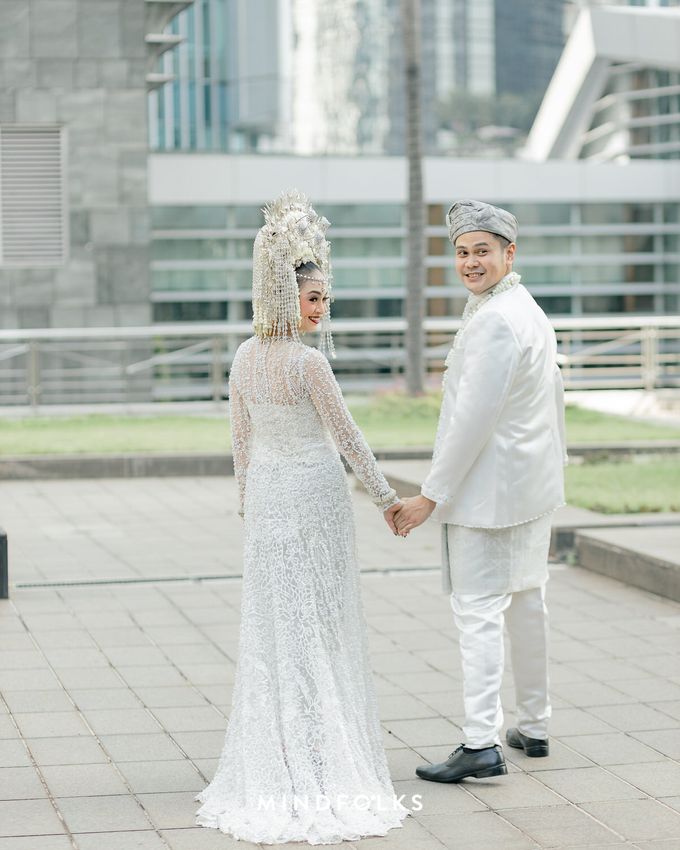 Outdoor After Akad Beauty Shoot by Hotel Artotel Mangkuluhur by IKK Wedding - 002 Outdoor After Akad Beauty Shoot by Hotel Artotel Mangkuluhur by IKK Wedding - 002