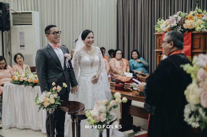 From Ricky & Desti Holy Matrimony by Skenoo Hall Emporium Pluit by IKK Wedding - 004 From Ricky & Desti Holy Matrimony by Skenoo Hall Emporium Pluit by IKK Wedding - 004