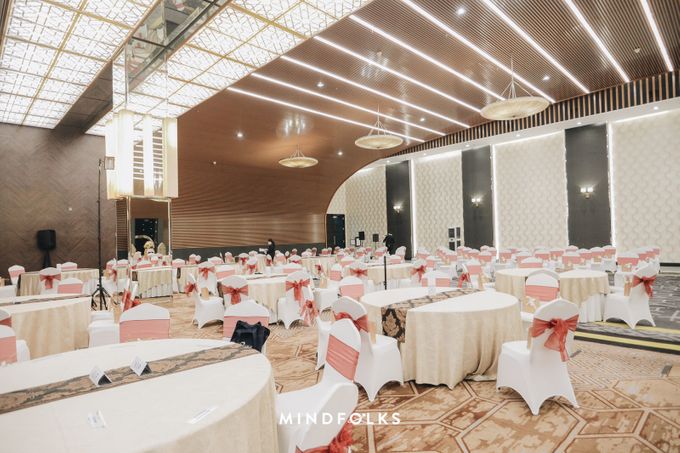 Minang New Normal Wedding of Putri & Augie by Menara Mandiri by IKK Wedding (ex. Plaza Bapindo) - 009 Minang New Normal Wedding of Putri & Augie by Menara Mandiri by IKK Wedding (ex. Plaza Bapindo) - 009