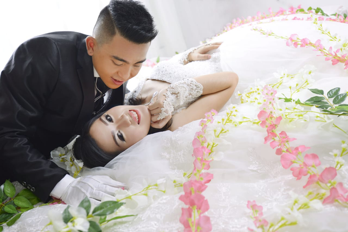 STUDIO JCL by JCL FOTO BRIDAL SALON - 013 STUDIO JCL by JCL FOTO BRIDAL SALON - 013