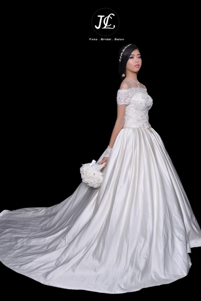 Gown Wedding 1 by JCL FOTO BRIDAL SALON - 003 Gown Wedding 1 by JCL FOTO BRIDAL SALON - 003